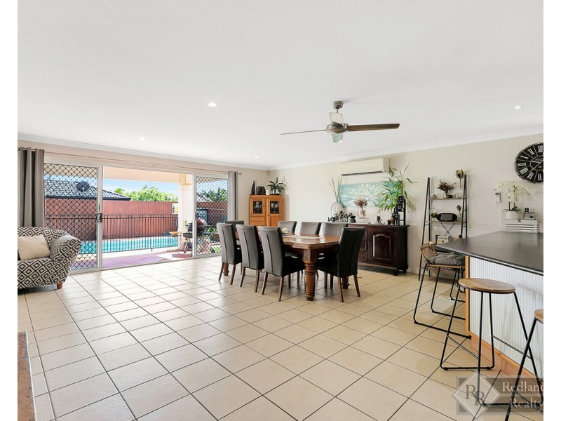 12 Mallan Terrace, Birkdale QLD 4159