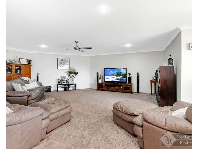 12 Mallan Terrace, Birkdale QLD 4159