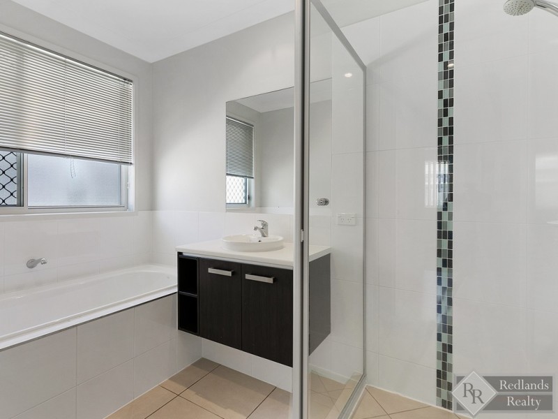 63a School Road, Victoria Point QLD 4165