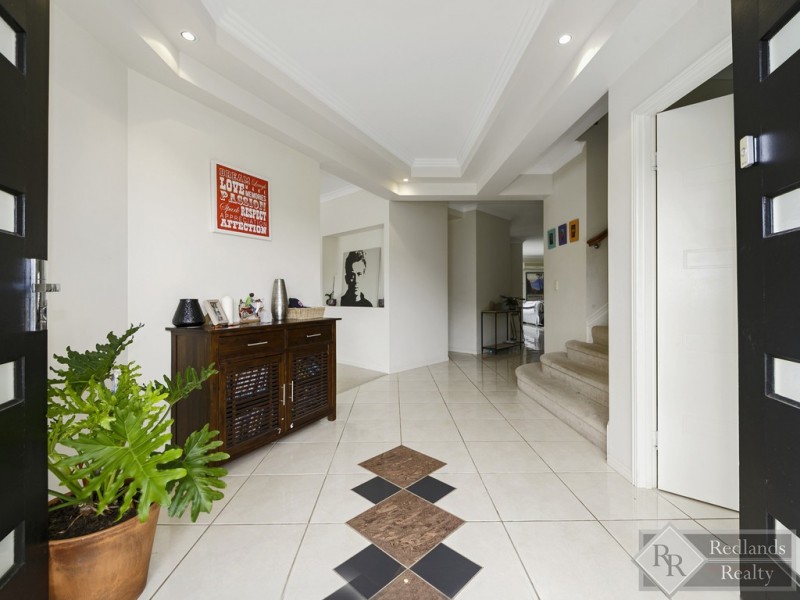 21 Lindeman Place, Redland Bay QLD 4165