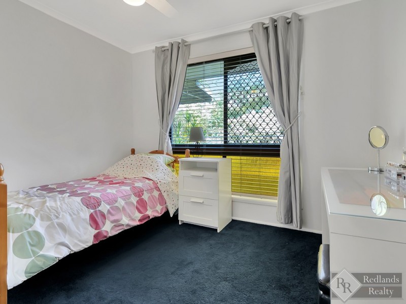 4 Sandpiper Street, Wellington Point QLD 4160