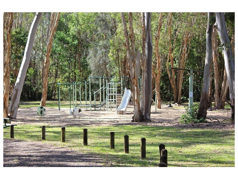 Lot 2, 108-116 Sturgeon Street, Ormiston QLD 4160