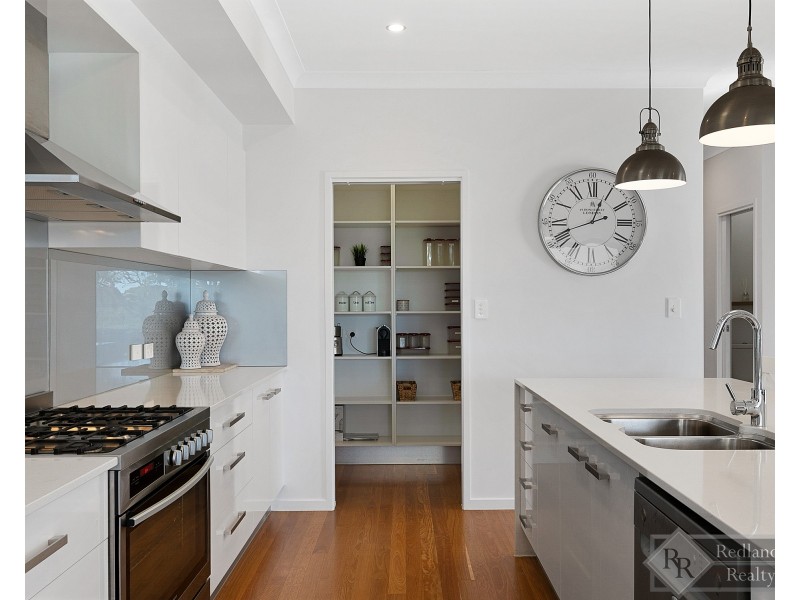 71 Ferry Road, Thorneside QLD 4158