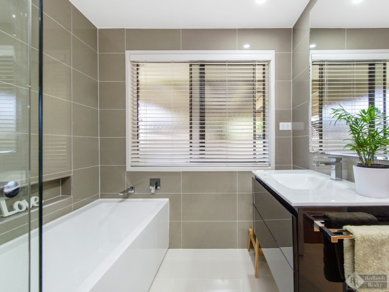 1 Festa Court, Capalaba QLD 4157