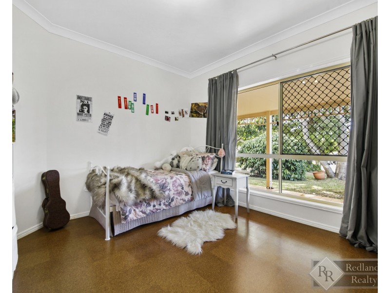 1 Surman Street West, Birkdale QLD 4159