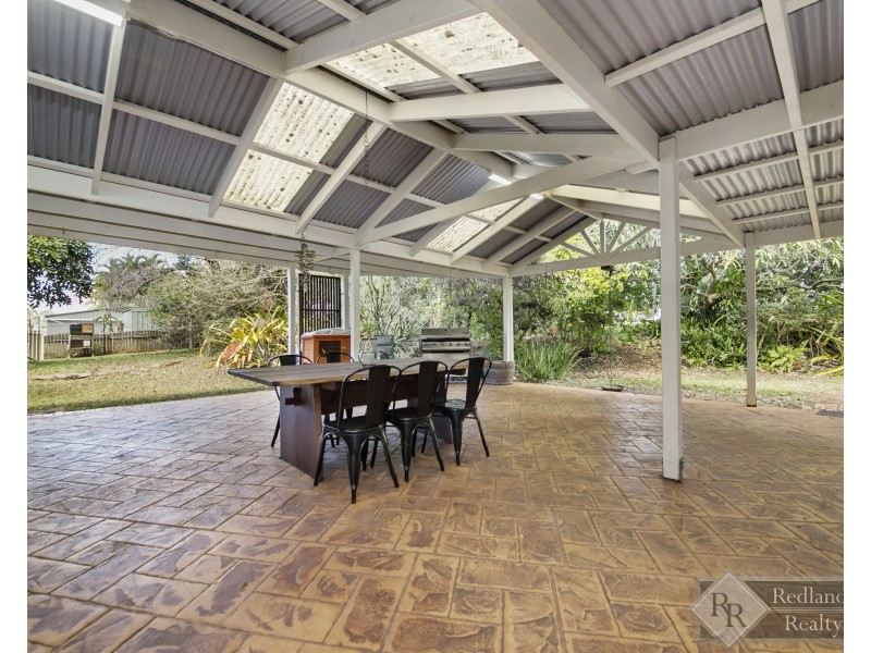 1 Surman Street West, Birkdale QLD 4159