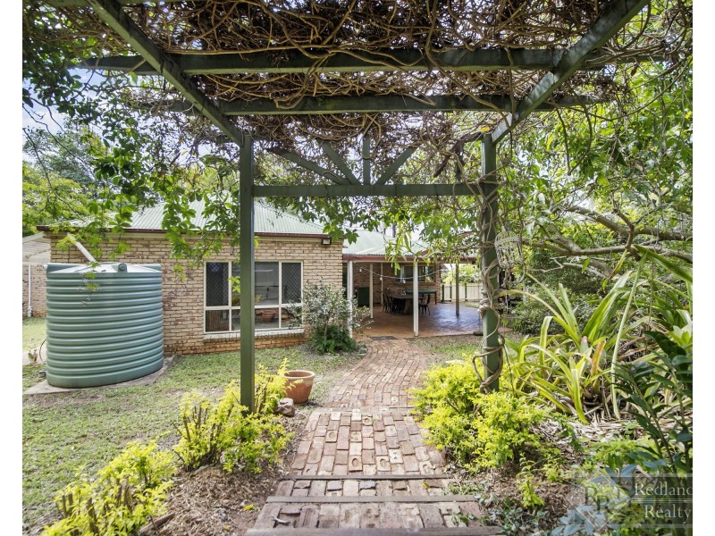 1 Surman Street West, Birkdale QLD 4159