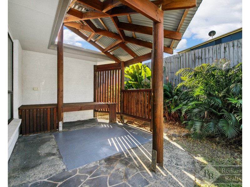 25 Attenborough Circuit, Redland Bay QLD 4165