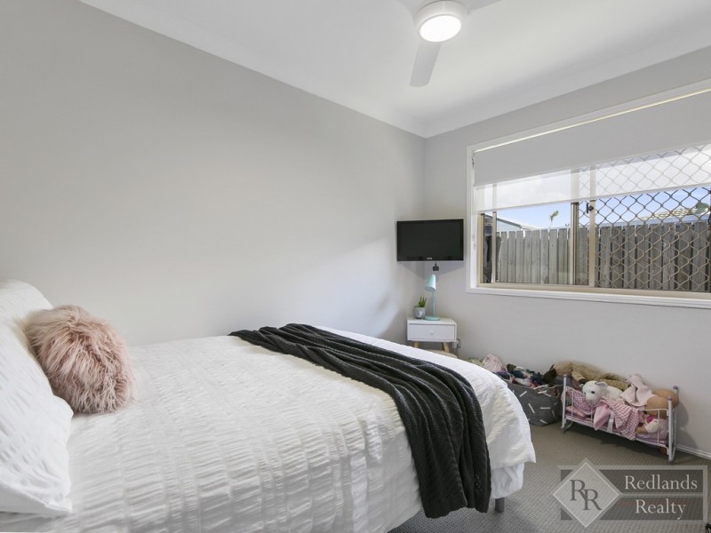 7 Niblick Way, Redland Bay QLD 4165