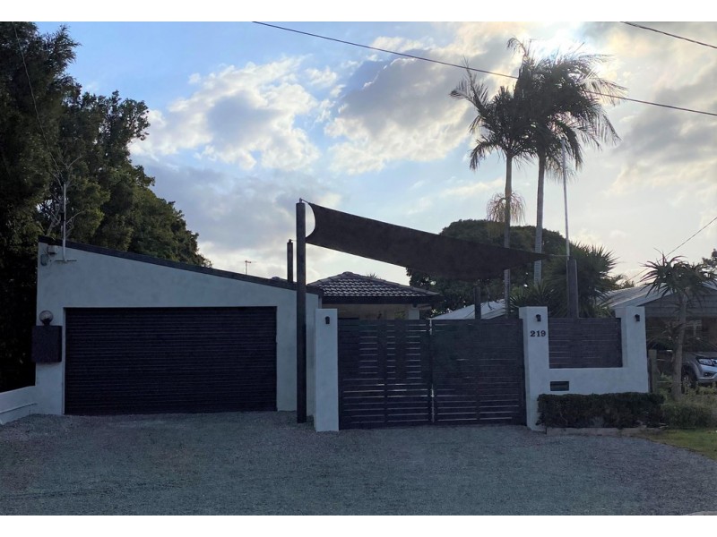 219 Dart Street, Redland Bay QLD 4165