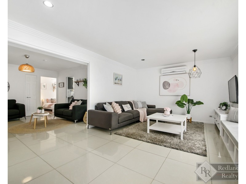 18 Wallace Street, Wellington Point QLD 4160