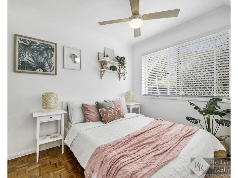 18 Wallace Street, Wellington Point QLD 4160