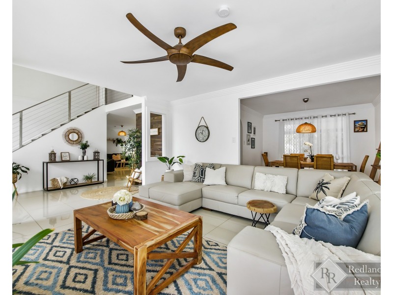 18 Wallace Street, Wellington Point QLD 4160