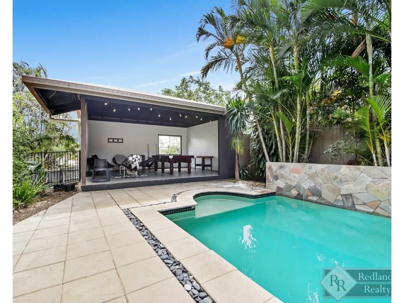 18 Wallace Street, Wellington Point QLD 4160