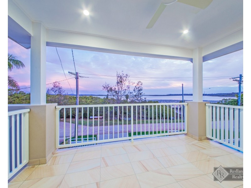 92 Oakland Avenue, Redland Bay QLD 4165