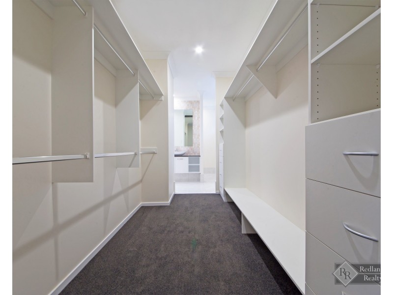 92 Oakland Avenue, Redland Bay QLD 4165