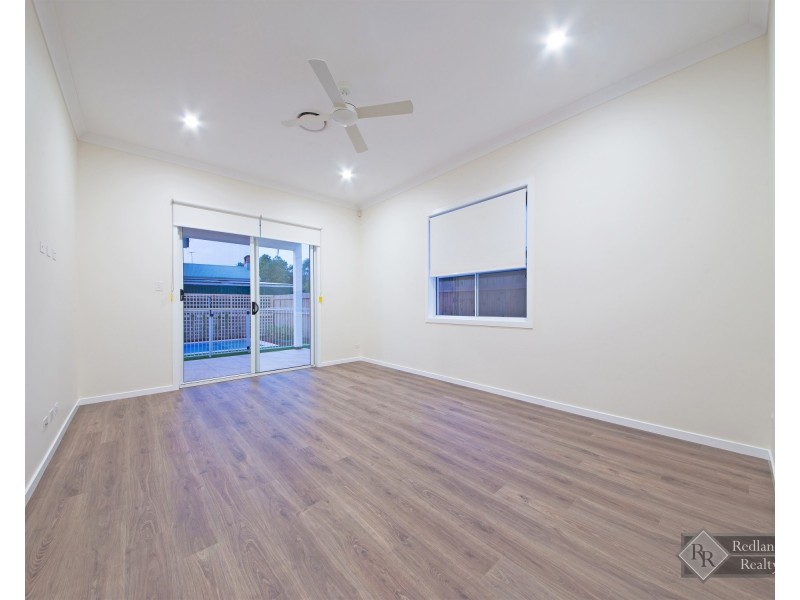 92 Oakland Avenue, Redland Bay QLD 4165