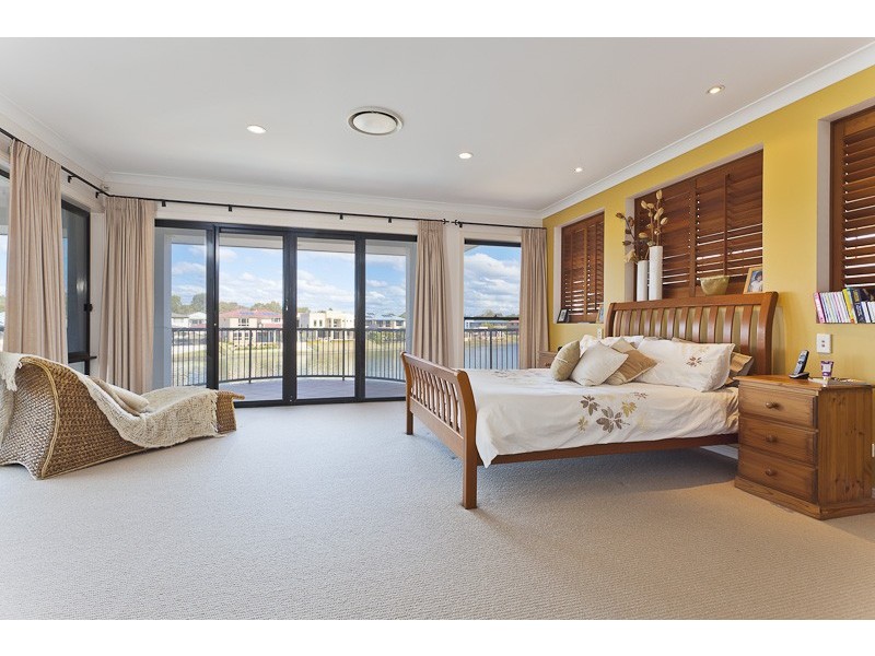 36 King Island Drive, Wellington Point QLD 4160