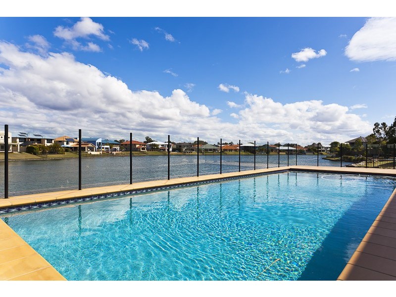 36 King Island Drive, Wellington Point QLD 4160