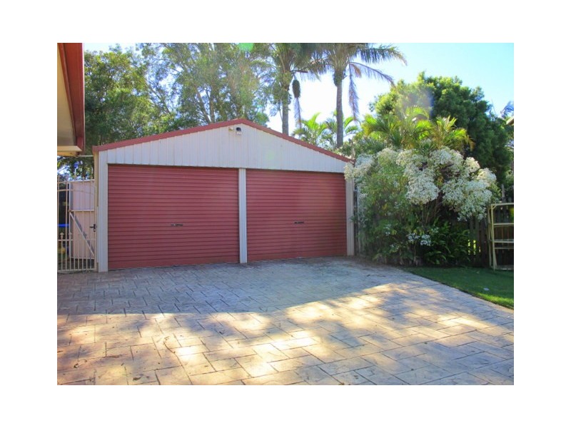 9 Moana Crescent, Birkdale QLD 4159