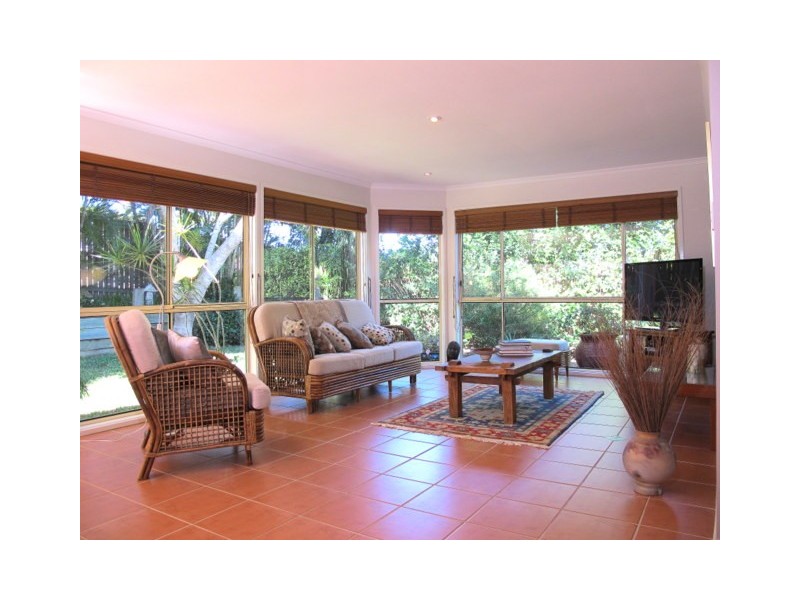 16 Pryor Street, Ormiston QLD 4160