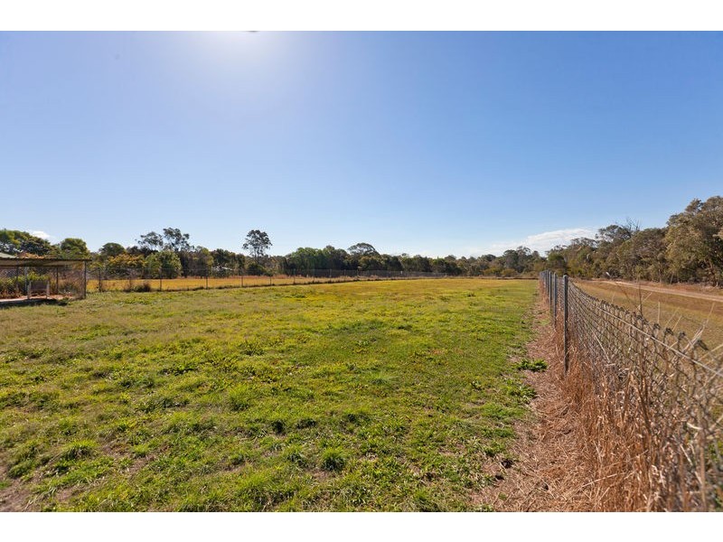 27 Double Jump Road, Redland Bay QLD 4165