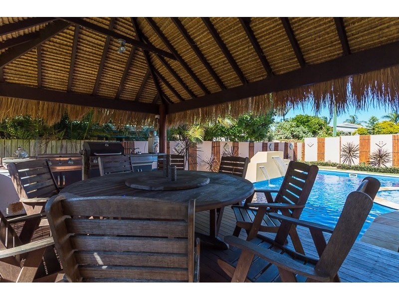 236 Gordon Rd, Redland Bay QLD 4165