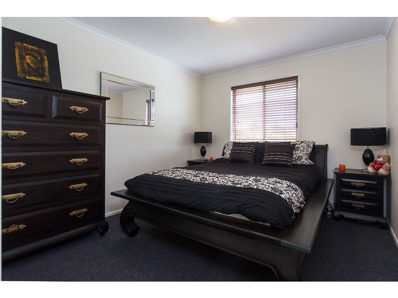 236 Gordon Rd, Redland Bay QLD 4165