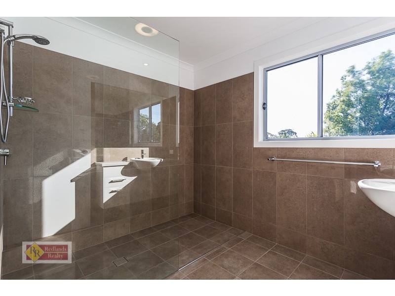 29 Claremont Street, Birkdale QLD 4159