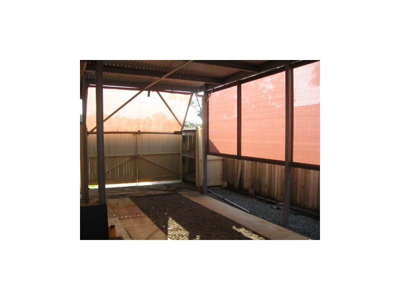 16 Montrose Place, Redland Bay QLD 4165