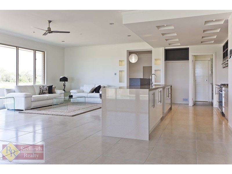 1 Marjoram Street, Thornlands QLD 4164