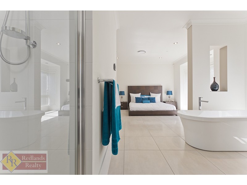 1 Marjoram Street, Thornlands QLD 4164