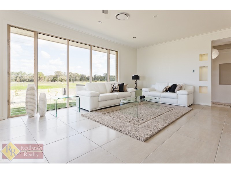 1 Marjoram Street, Thornlands QLD 4164