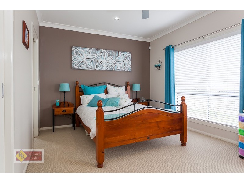 25 Watervale Drive, Redland Bay QLD 4165