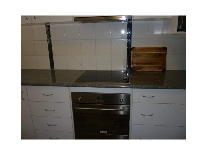 28 / 218 Queen Street, Cleveland QLD 4163