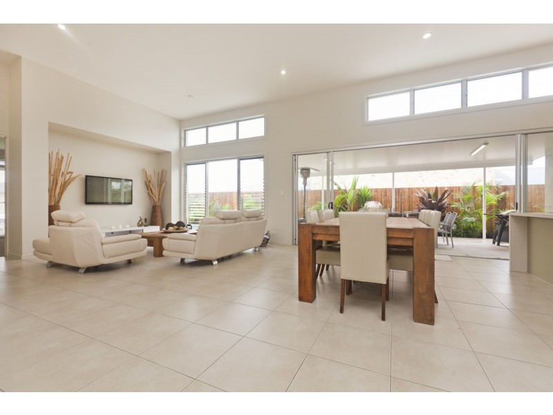 11 Liner Street, Wellington Point QLD 4160