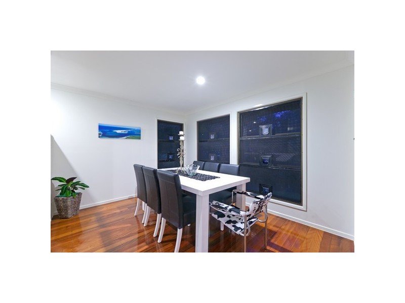 16 Azalea Street, Redland Bay QLD 4165