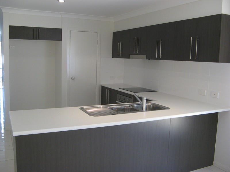 2/40 Riley Peter Place, Cleveland QLD 4163