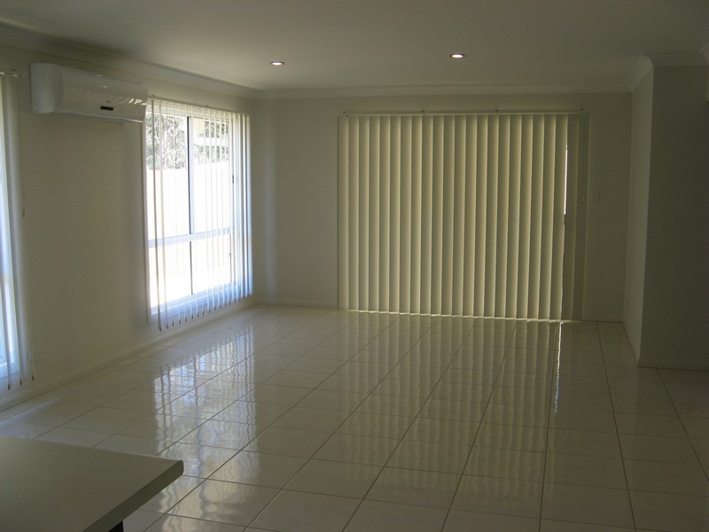 2/40 Riley Peter Place, Cleveland QLD 4163