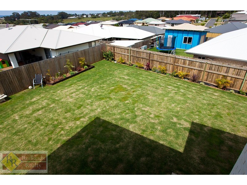27 Cypress Street, Redland Bay QLD 4165
