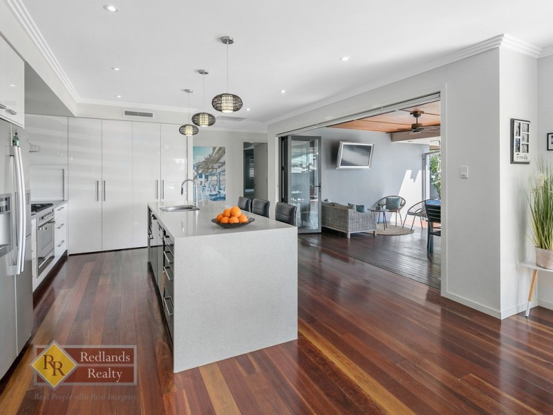 1 Evelyn Court, Wellington Point QLD 4160