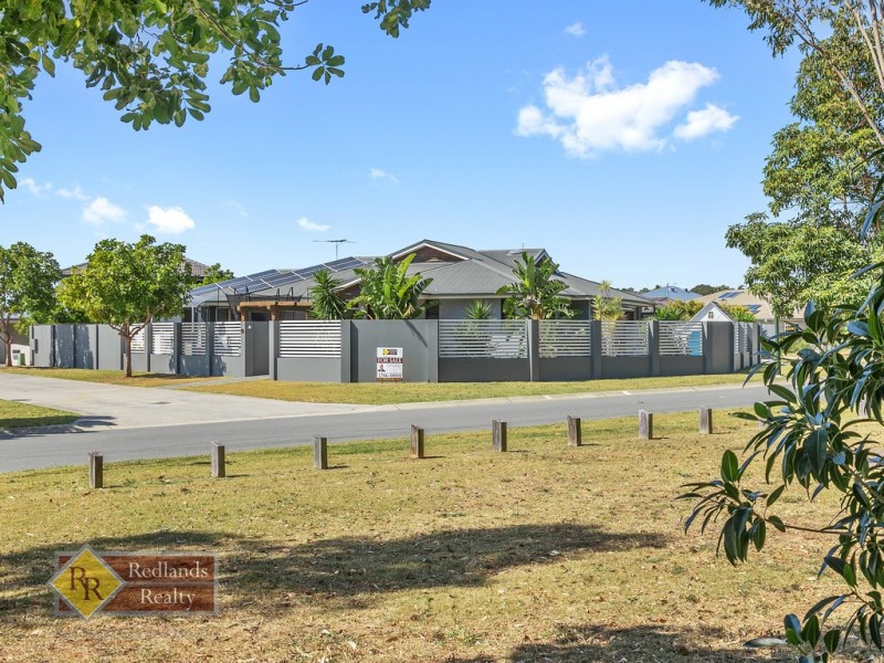 1 Evelyn Court, Wellington Point QLD 4160