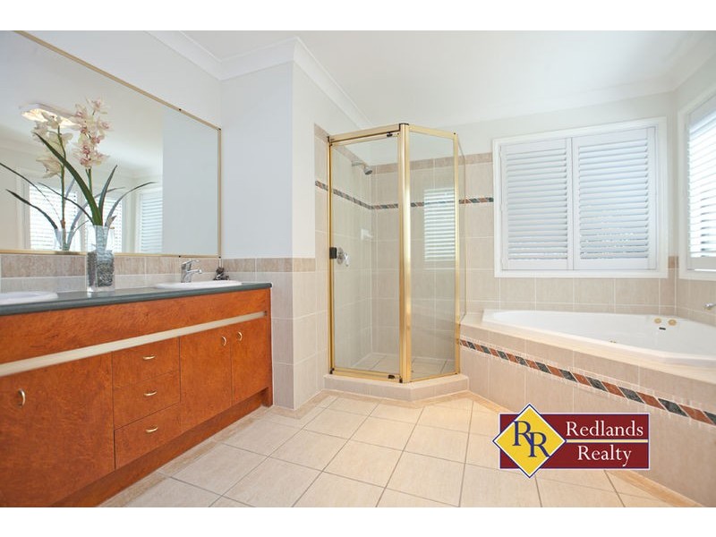 8 Empire Vista, Ormiston QLD 4160