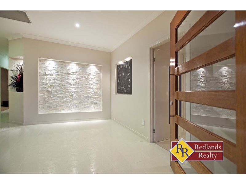 8 Duchess Place, Cleveland QLD 4163