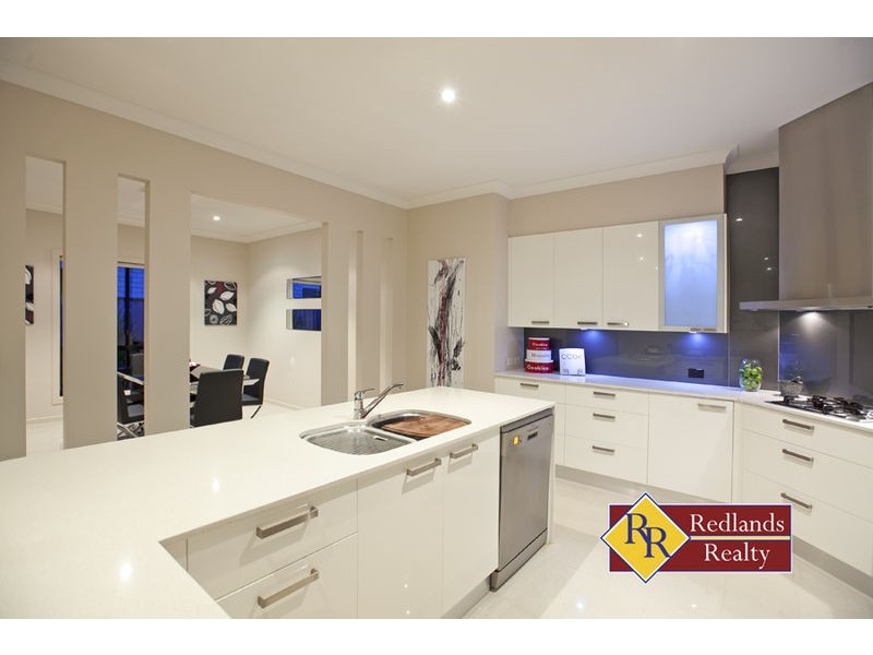 8 Duchess Place, Cleveland QLD 4163