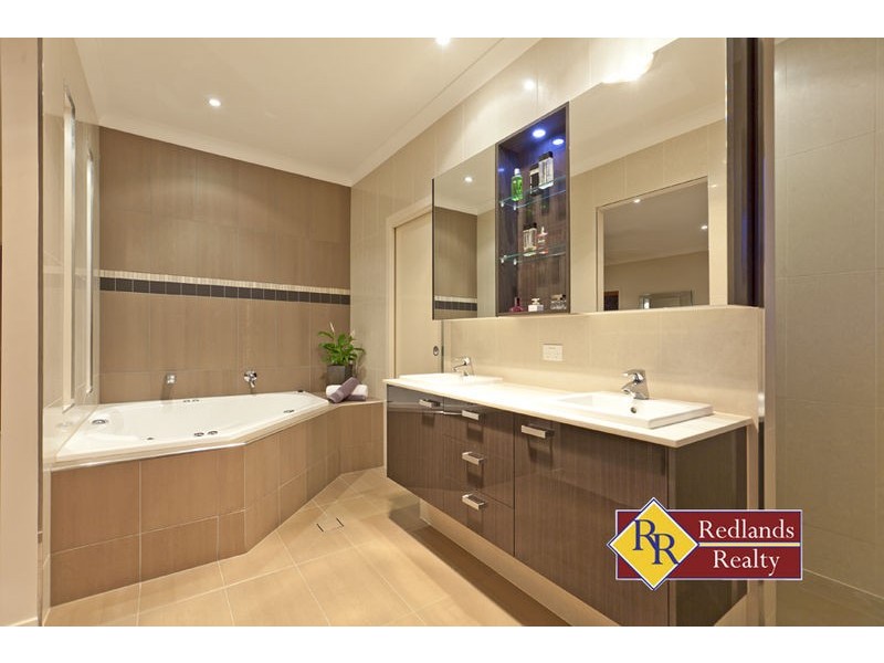 8 Duchess Place, Cleveland QLD 4163