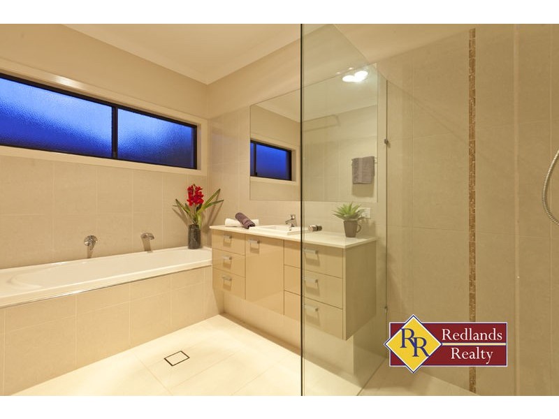 8 Duchess Place, Cleveland QLD 4163