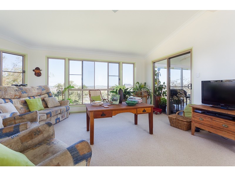 17 Koala Drive, Gowrie Junction QLD 4352