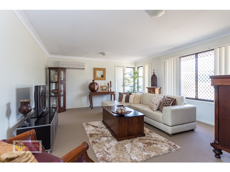 8 Montessa Street, Victoria Point QLD 4165