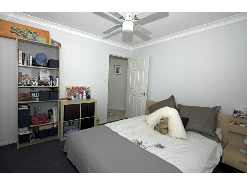 18 TrafalgarVale Avenue, Wellington Point QLD 4160